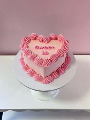 Coco Retro Heart Cake